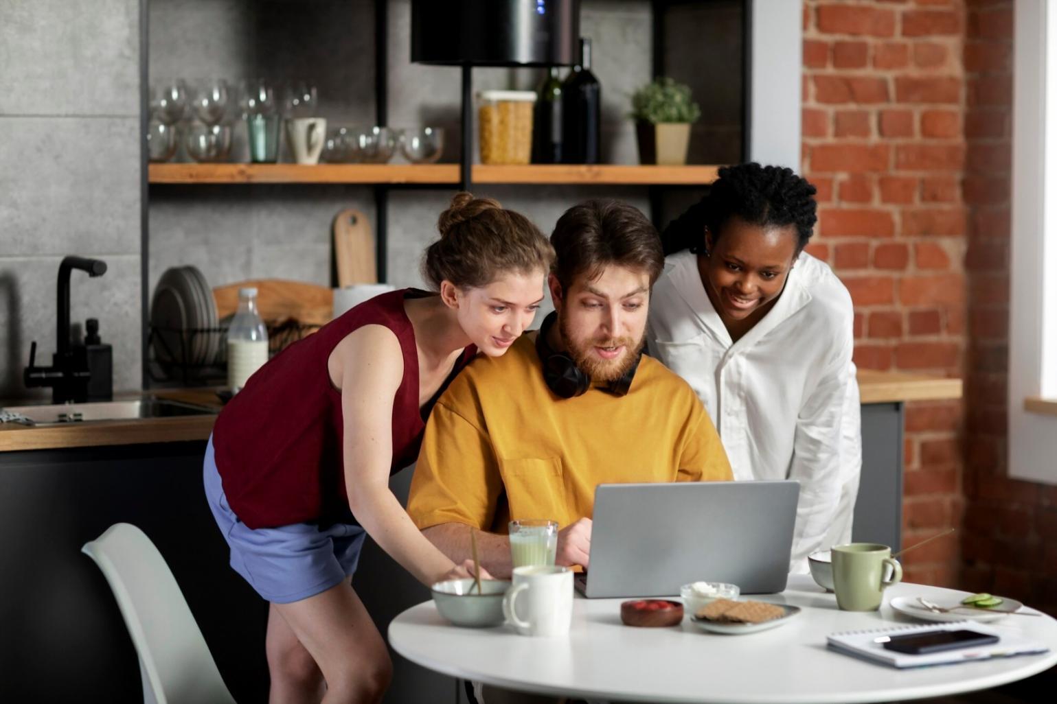 Moderne Arbeitsplätze im nexurylvota Büro